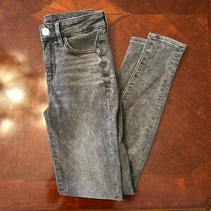 American Eagle Outfitters Women’s Soft knit Jean